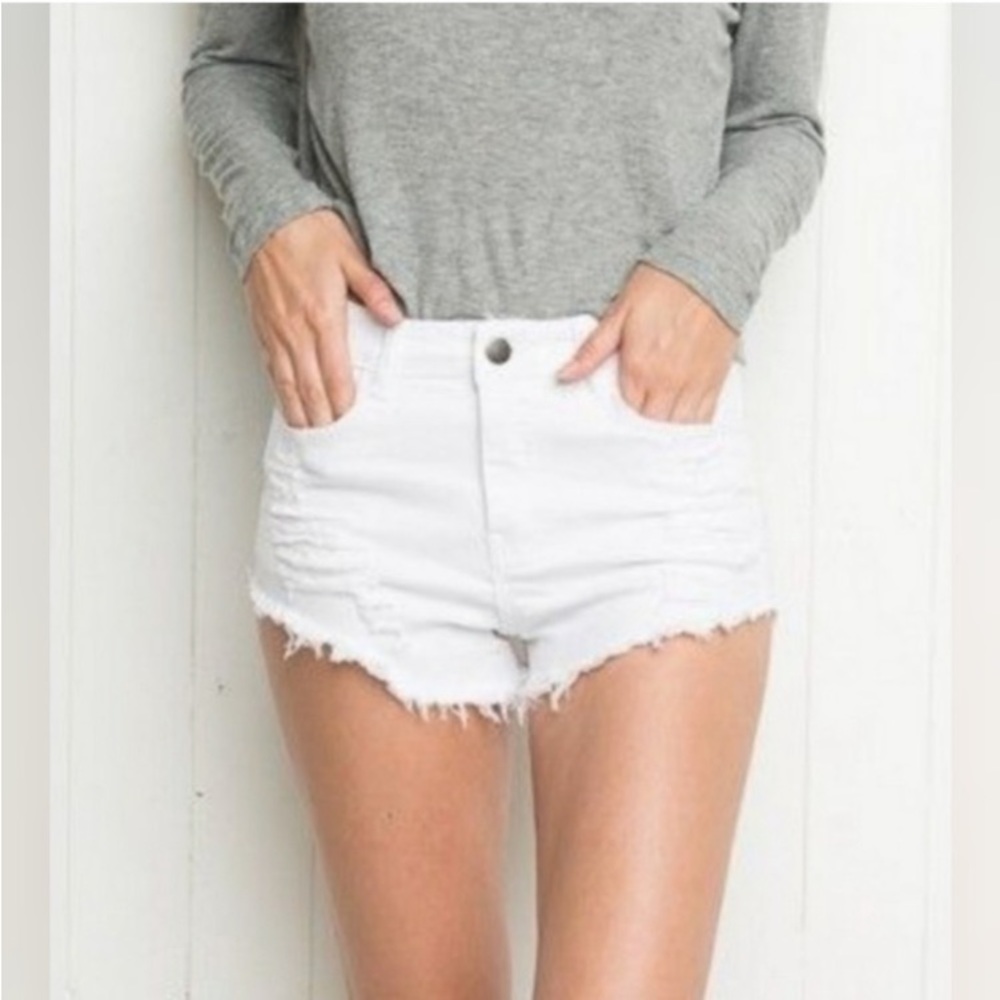 Vans Vintage Mini White Denim Shorts with Raw Hem Junior Size 7/ Adult Small - Picture 1 of 8